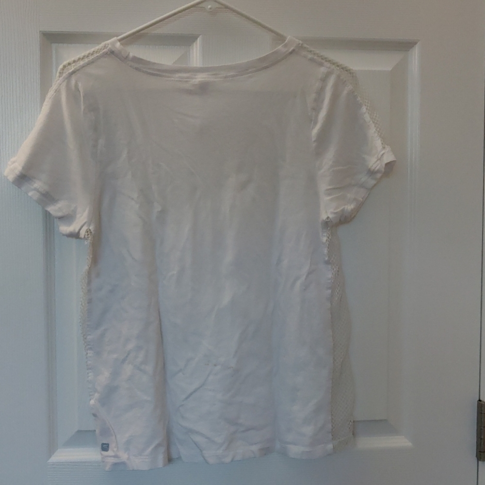 Fabletics tee - Picture 2 of 5
